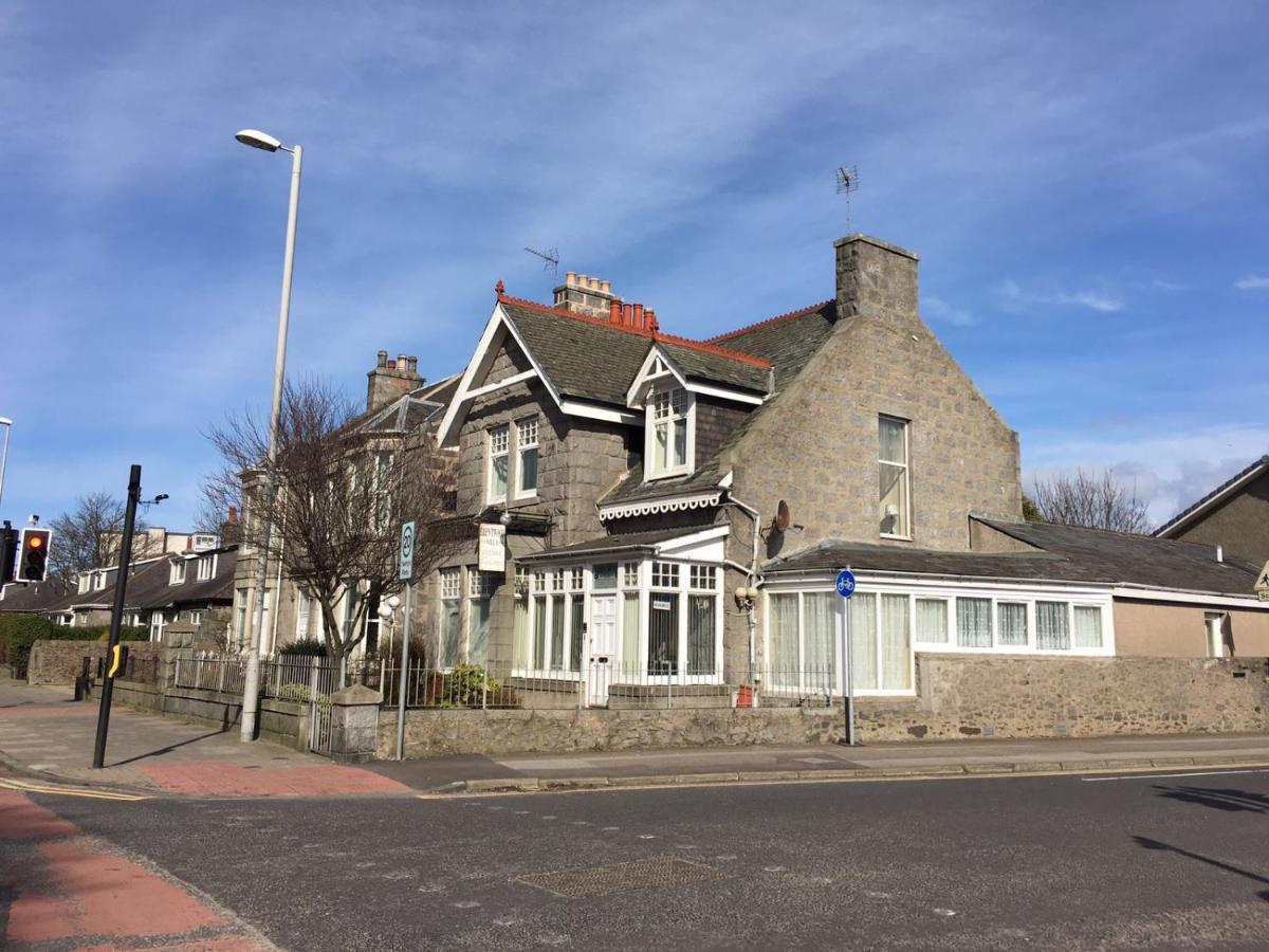 Brentwood Villa Bed And Breakfast Aberdeen Exteriör bild